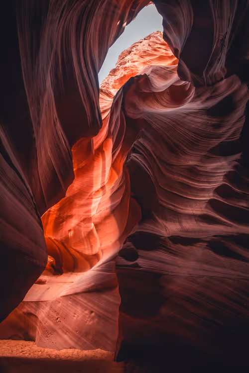 Item #104222477878936975550568713233497043538790385416897933242955975566136243650561 Media