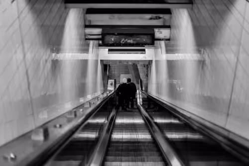 Item #89029957973738202399739029160274954864092324561511741358663747058639122202625 Media