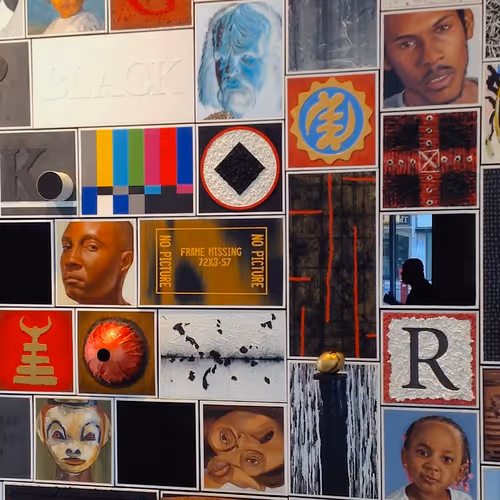 Item #26672574931440070870291147906480621303066935249423671915912230466735514320897 Media