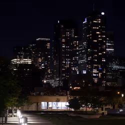 Montreal by night #23