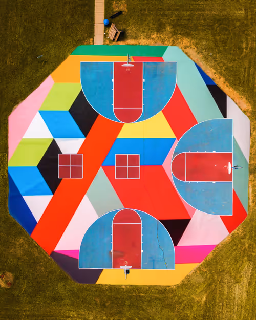 Item #18997000506722919244195001105416297141039985668231680036801453569694635130881 Media