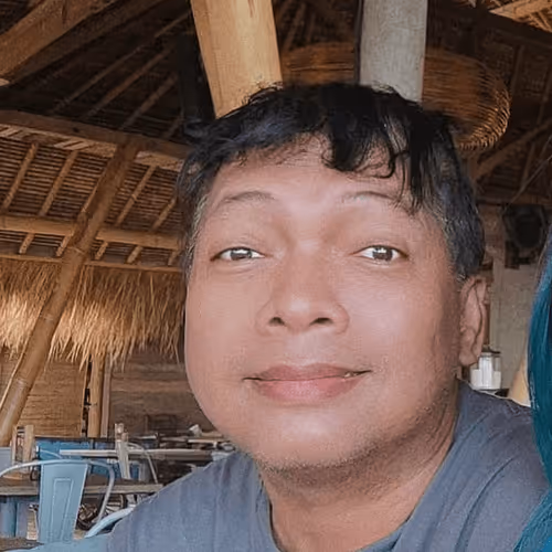 Item #34470142884482375674331152583341387110725961593908059002011227396016292495361 Media