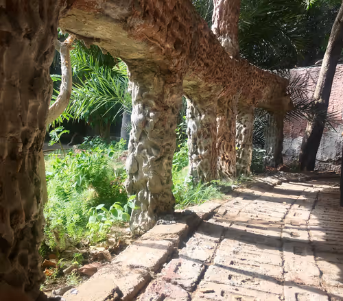 Item #68930698527264809190468656590261820993623292496804910864436067693119670321153 Media