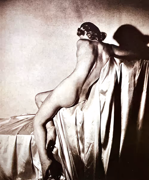 Item #61506933017025077700530557016983025704437525597845185547692606858642998689793 Media