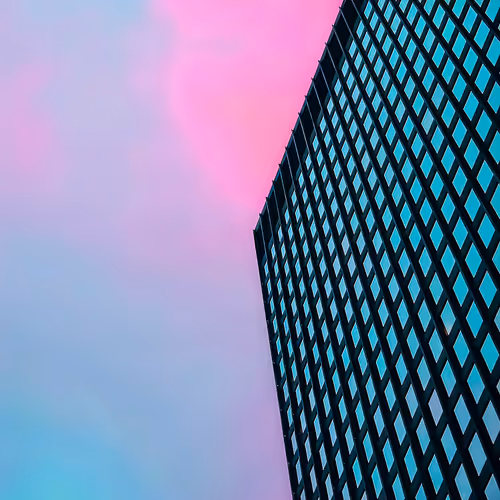 Item #25205925967337352681062801186386867060209741242358459141146210945567735939074 Media