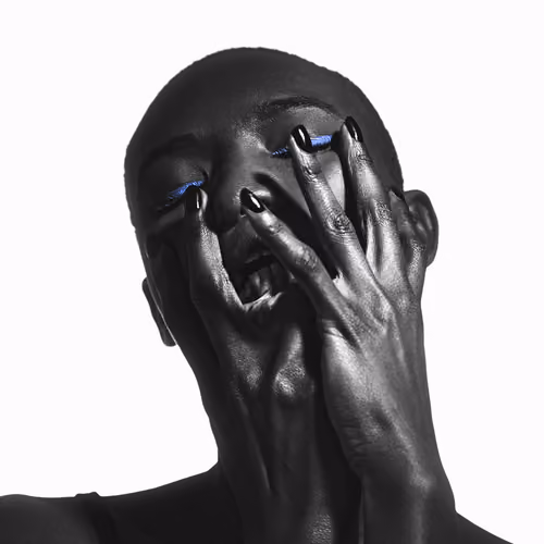 BEAUTIFUL DISTORTIONS. 7