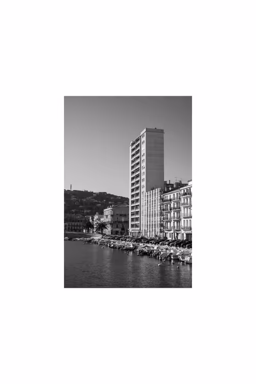 Item #39633243355012798428189585686524255440706340711966007127800397928758077554689 Media