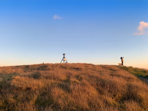 Item #100151078309057675366159992497543003968848618159963270405575559518461605445633 Media