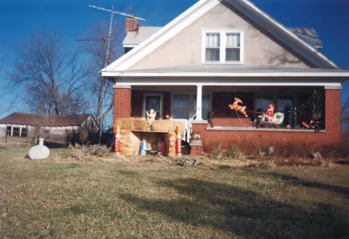 Item #40029883372198371768201213896090075886044629581096138263829035151447688216577 Media