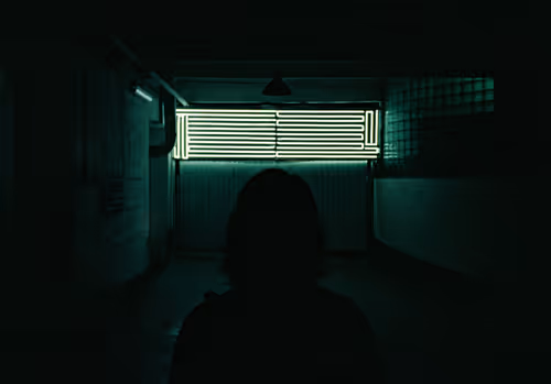 Item #36677197278733282434979004618714467068375419752773231098231422622470907101185 Media