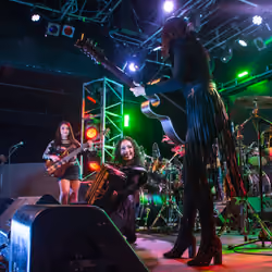 "Las Fenix" at Billy Bob's, Fort Worth, Texas #122017