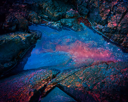 Item #60159483493632401333045796468975237481349859930620464004272301112213500854273 Media