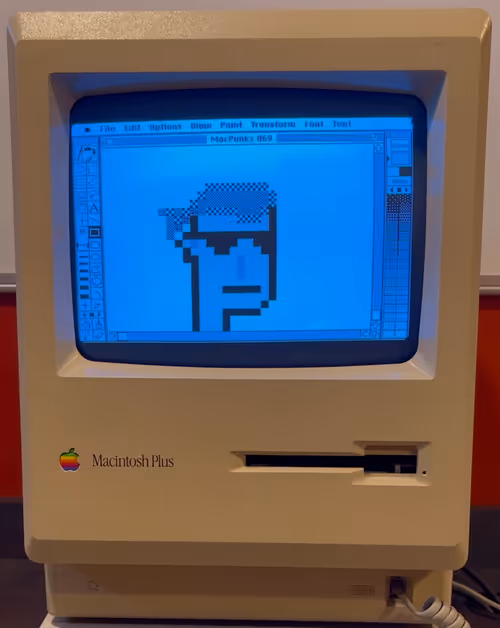 Item #71726801684445447248434831932165511436649228798238682159683429435642428260353 Media