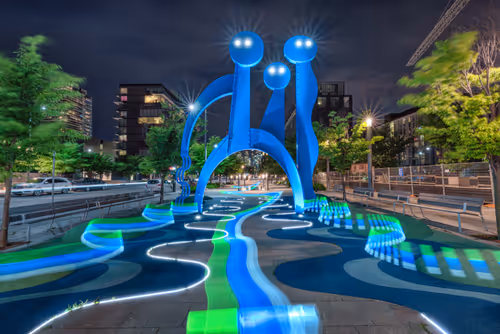 Item #25110026198913534228746200308766154956864660367097270753648320730767346892801 Media