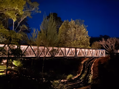 Item #96624884639836082684736075970527553008465479349428170970292696225707007672321 Media