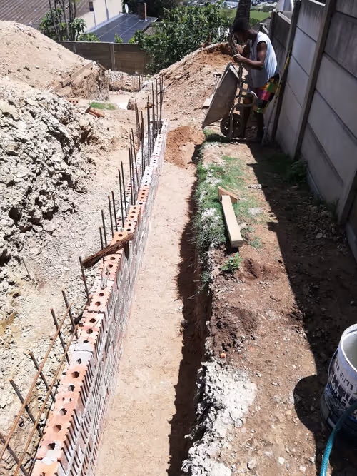 Item #93199227422803817732525828810618441084006327894555570478026112150144678887425 Media