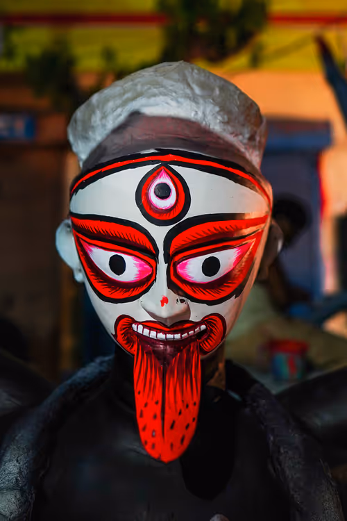 Item #111967298880677850776338953237010740789331740215054614070670721257741515489281 Media