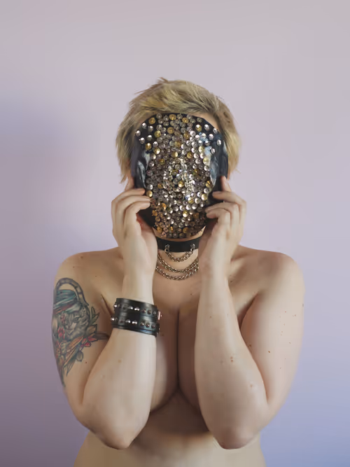 Item #74044223418963058719430139109127574928607342041478017501753412512585611214849 Media