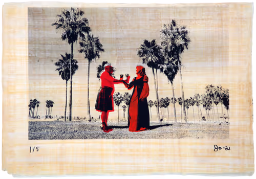 Item #81389452228015721923544690746270190594299388963234071450728086315718024364033 Media