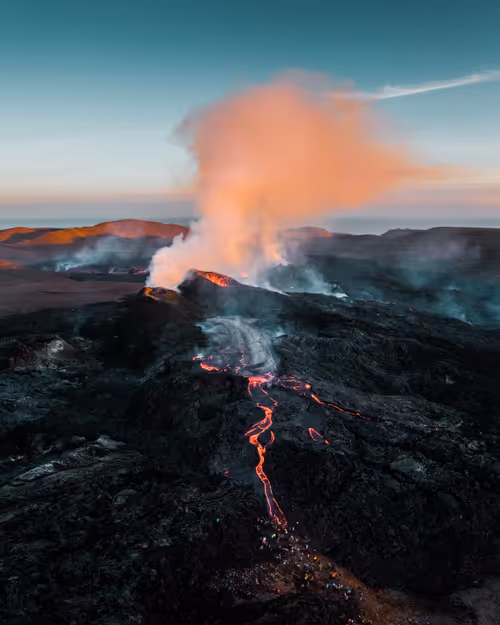 Item #71348397378810690825618428912408306798479722983811327082816877793861471043585 Media