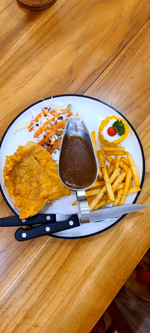 Item #45587486599812322055071502889889837694324180513747183771448819573099482578945 Media