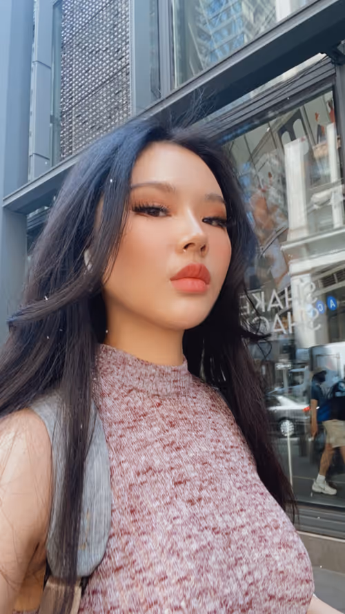 Item #65668681899413298378115876923691462811453117205694981467490991484053472935937 Media