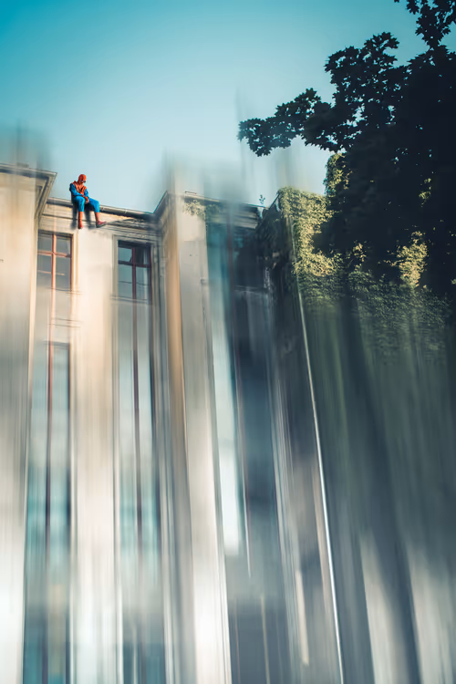 Item #85995580526034940292305874126457331043988347180342846704934688964139588517889 Media