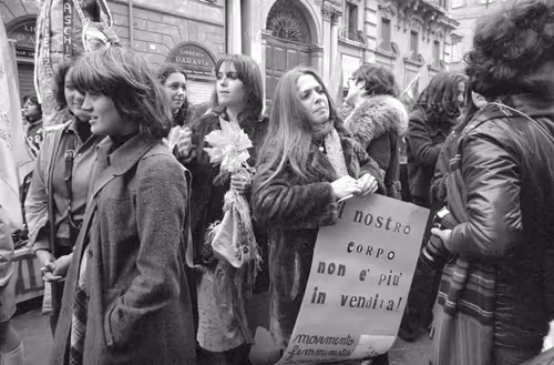 Item #63230500154512860062790662339821630911330338784363865767864769451238321291265 Media