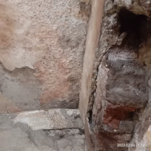 Item #15416064837448188610247350204521494909343598378477019548960405598217296674817 Media