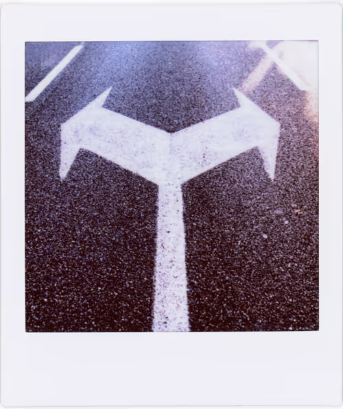 Item #51249984975833416757455642800469001937370100333322465523471565143198689918977 Media