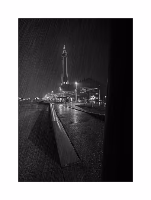 Item #96661707284894299444635219906598425654694917167299737376541026816500420313138 Media