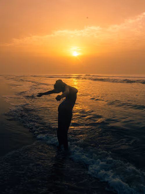 Item #90595897248165954357087465250322419404162413247061460000020924063865555124225 Media