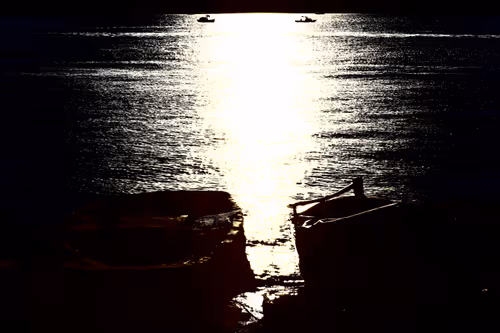 Item #82263033258375460461514324894874290593371844663670870837075108013964999524353 Media