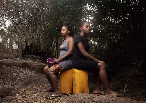 Item #23176561288237567401363149142540042799022510888807168629226065264739170123777 Media