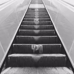 420 Escalator
