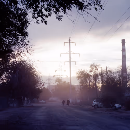 Item #30121090533068634730460792685537461567950127940617948076373458099161612156929 Media