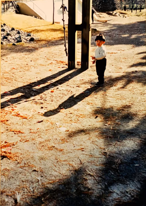 Item #84908863190943824936340357741802764049643432958499460467715638054729478569985 Media