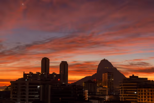 Item #111826274014369787232323759206020635750151409343258999338150703710003863224321 Media