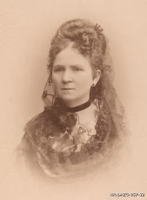 Item #58115754737178457571273725405044055913366631526444276150572858214438414581770 Media