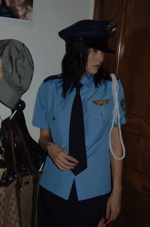 Item #114897420147735578996875144627115122561638223557948297077066948172840389574657 Media