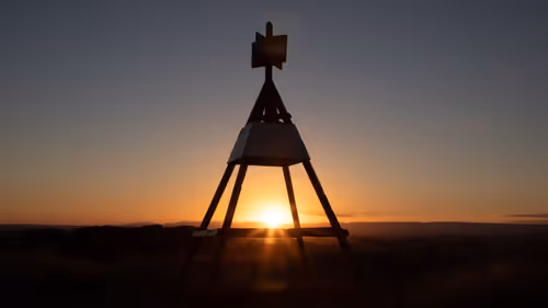 Item #100151078309057675366159992497543003968848618159963270405575559680089814728705 Media