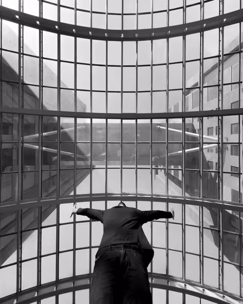 Item #18584792688976081687496510348358077396917471197062973522239620284985469042689 Media