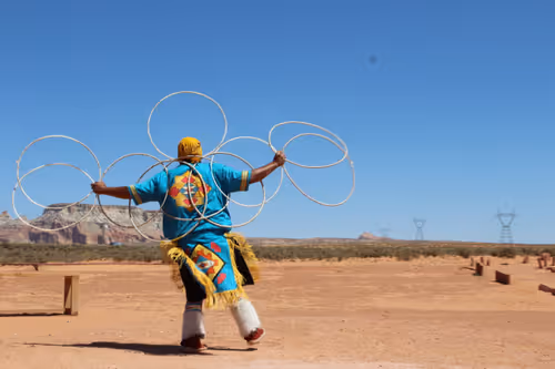 Traditional Navajo Hoop Dance Nj4TYFBEjp