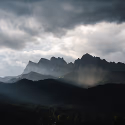 44719000099665773654266672940263648728753689185242925436087362559005677322241