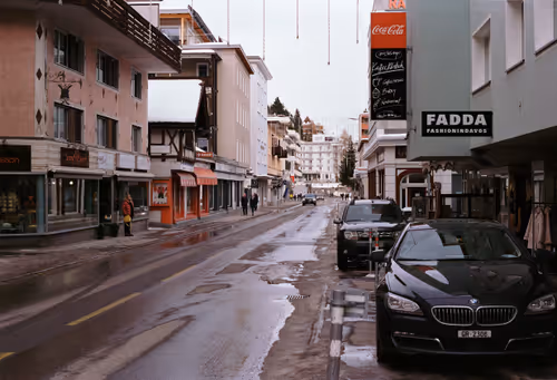 Item #57637116358880253355532068744553761348927083548438341170009746209876660453377 Media