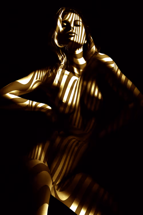 Item #36332667350782527414208456891982914627248491956157969717289693209344283246612 Media