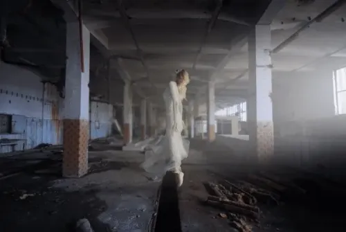 Item #29511697845116579399925011661064445951476116683601584807484795335867921072129 Media