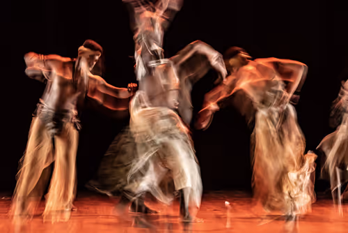 Item #8965084879782408440005669517888823782718184541858268039884352629312086605825 Media