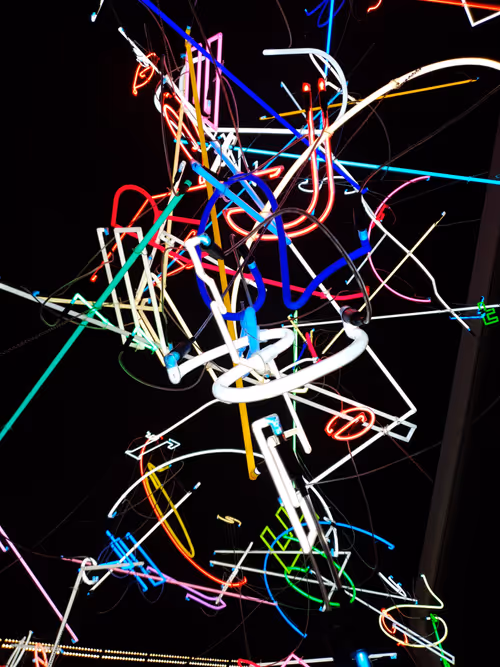 Item #115230003328540134108428335506722501827419899733893063418402398415006854021121 Media