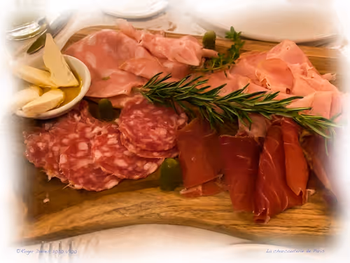 Item #25766228410116791685339336380012731519026805930459738932816938698359961550948 Media